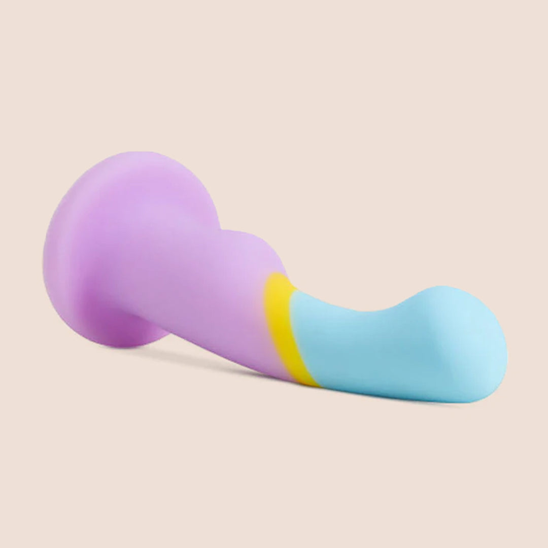 Avant D14 - Heart of Gold | silicone dildo