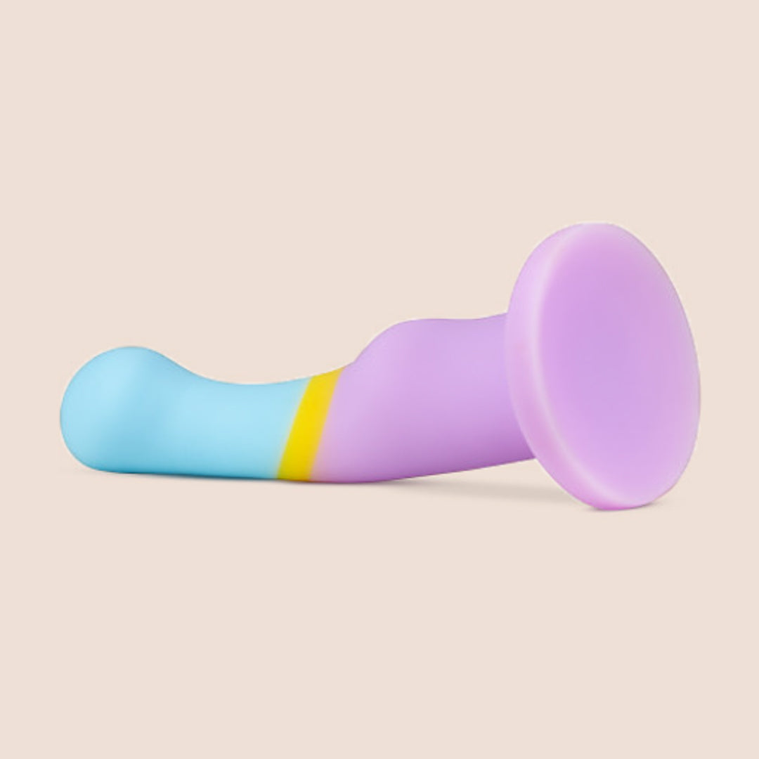 Avant D14 - Heart of Gold | silicone dildo