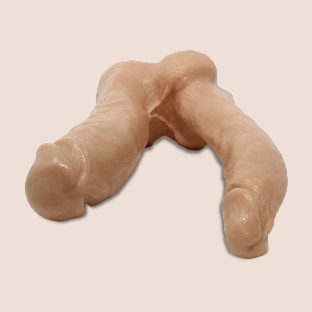 Doc Johnson Vac-U-Lock Double Penetrator 6 Inch Strap On Dildo