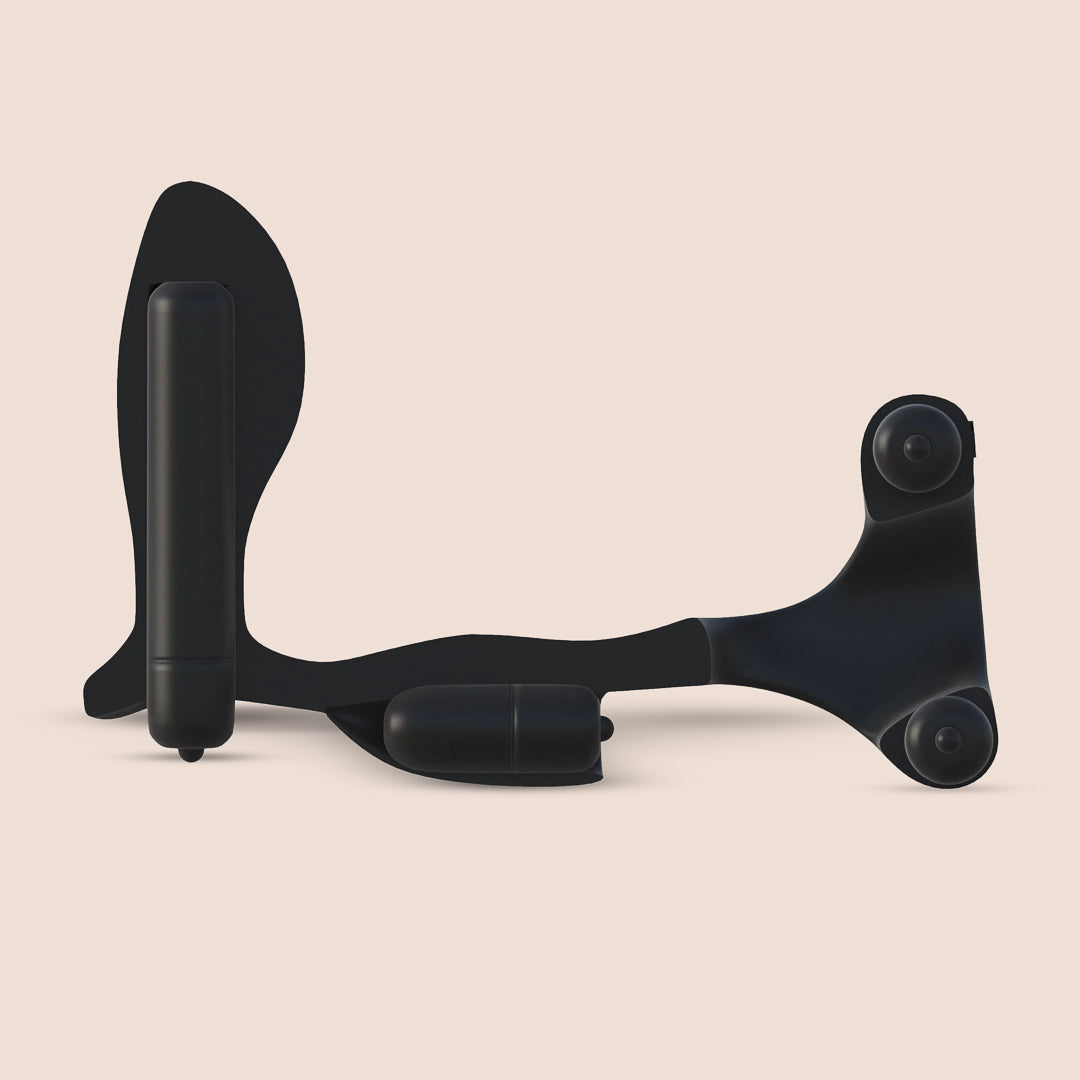 Fantasy C-Ringz Ultimate Ass-Gasm | vibrating plug with vibrating c-ring