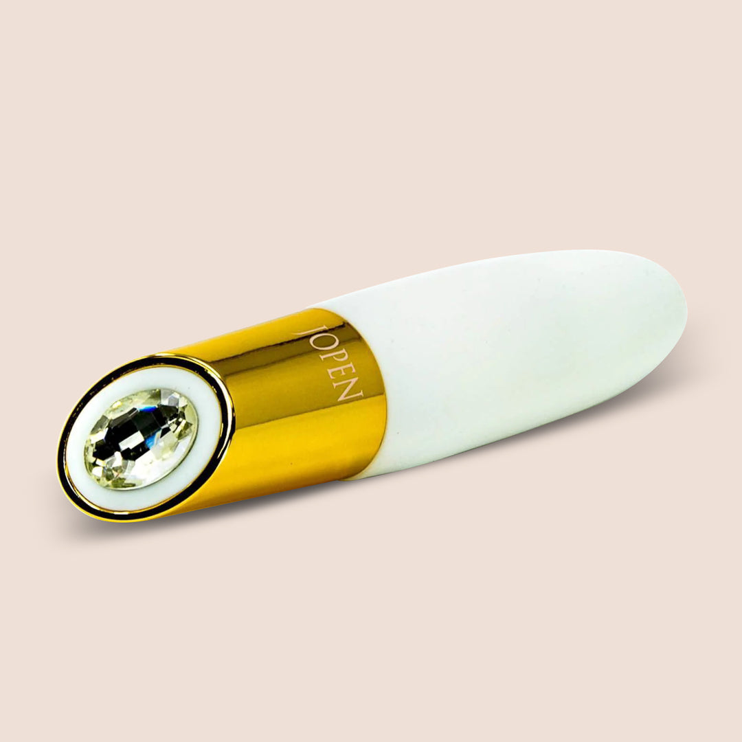 Jopen Callie™ - Vibrating Mini Wand | silicone rechargeable