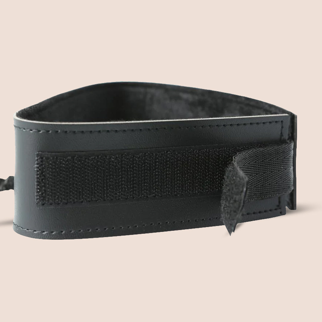 Sportsheets Leash & Collar | adjustable hook & loop closure