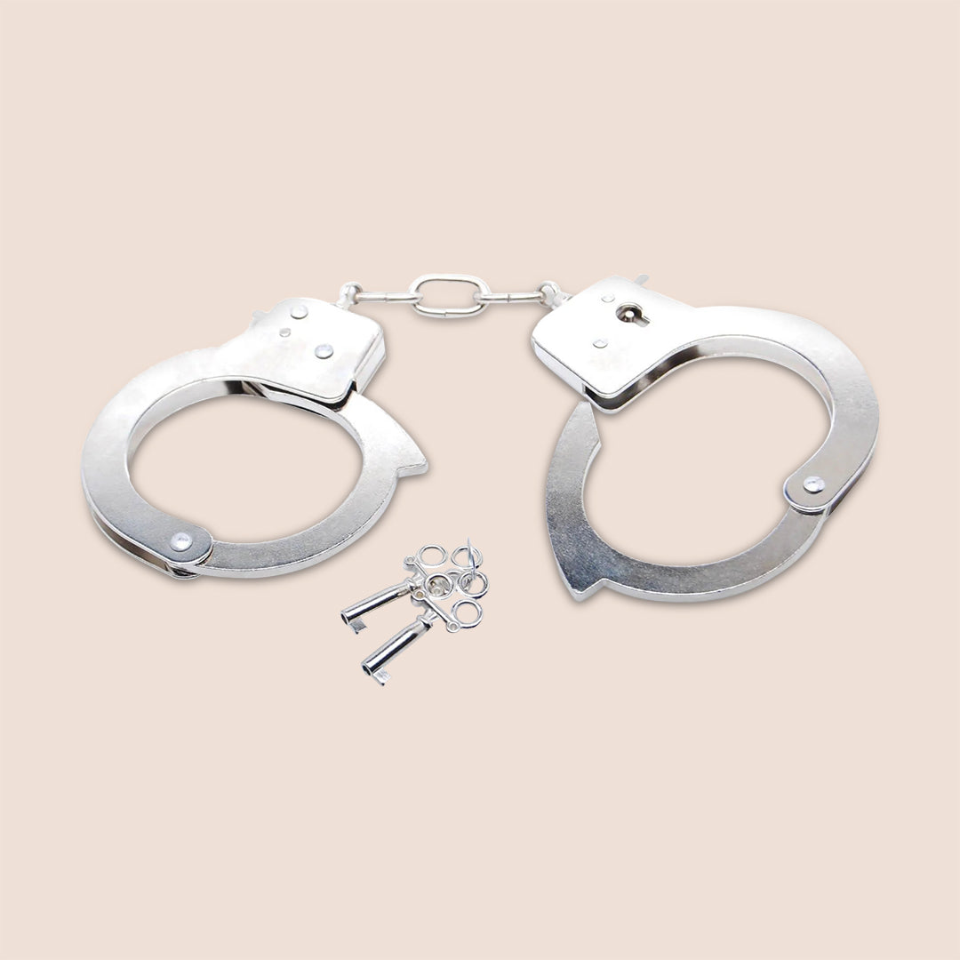 Fetish Fantasy Official Handcuffs | quick release button