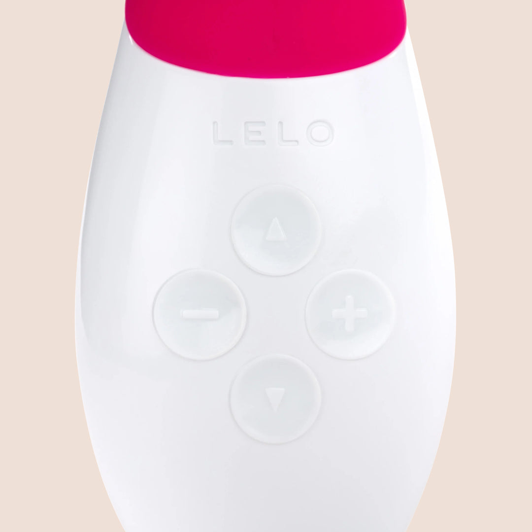 LELO MONA™ 2  | thicker tip and flowing curves