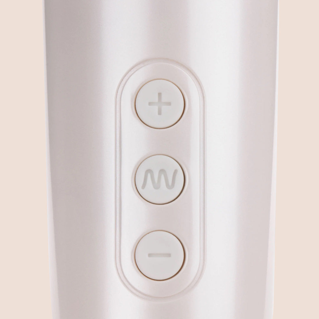 Le Wand Rechargeable Vibrating Massager | full size rechargeable body massager
