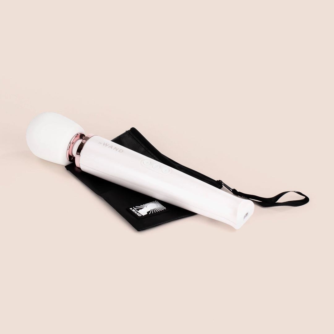 Le Wand Rechargeable Vibrating Massager | full size rechargeable body massager