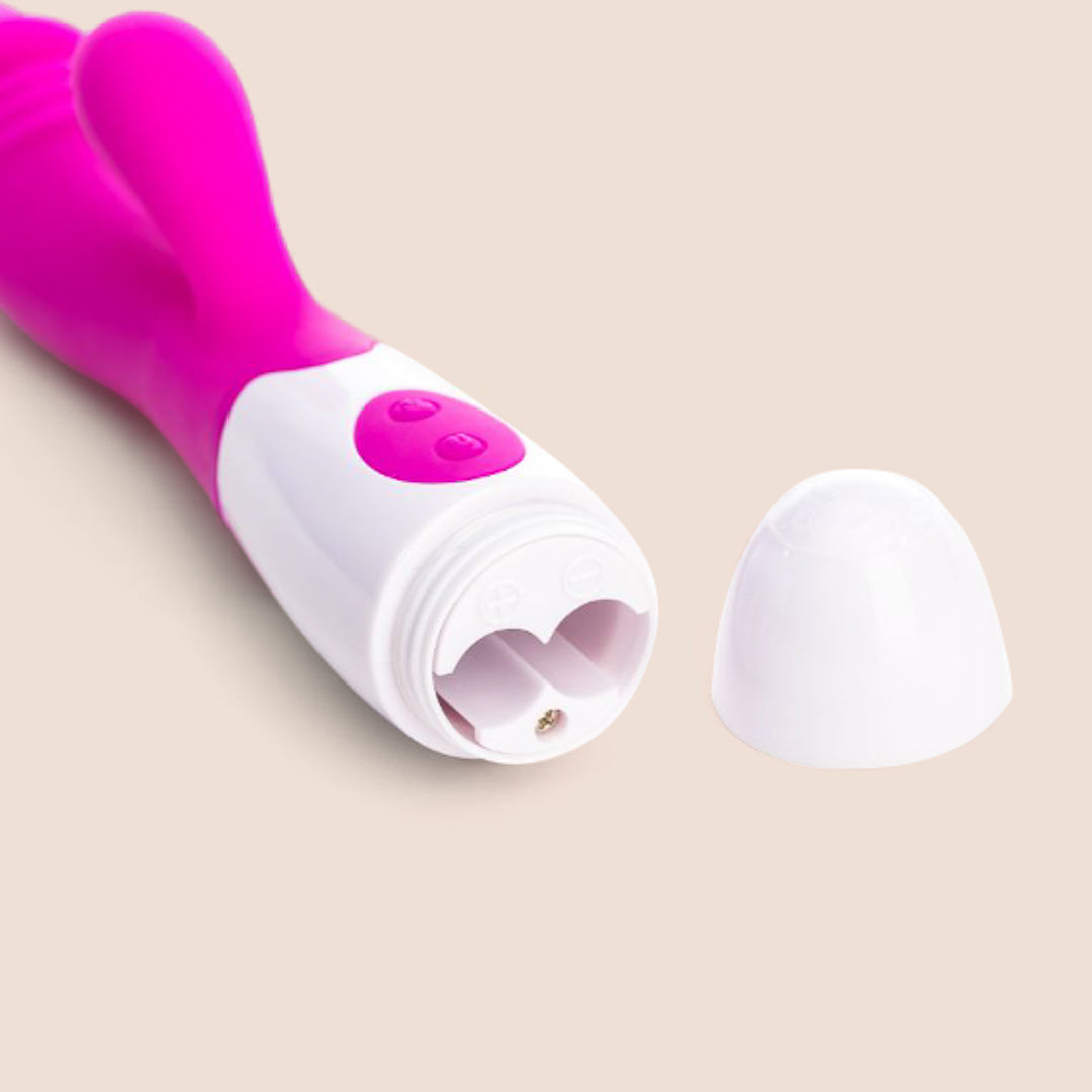 SIMPLI Vibrating G-Spot Rabbit 05 | textured silicone shaft