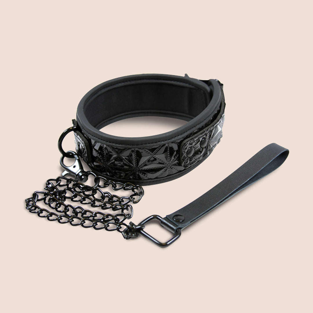 Sinful Collar and Leash | with adjustable closure